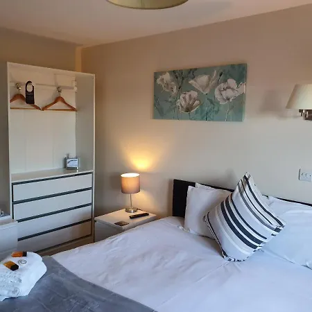 Premier Hotell *